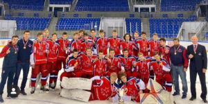 The 2006 CSKA Moscow hockey team poses for a championship photo after winning the 2021 Russian Youth Nationals tournament.